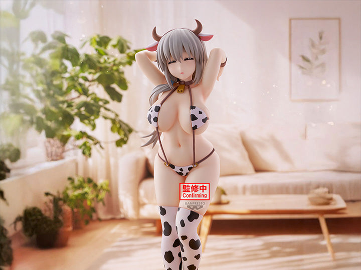 Uzaki-chan Wants to Hang Out! Glitter & Glamours Tsuki Uzaki (Cow Print Swimsuit Ver.)