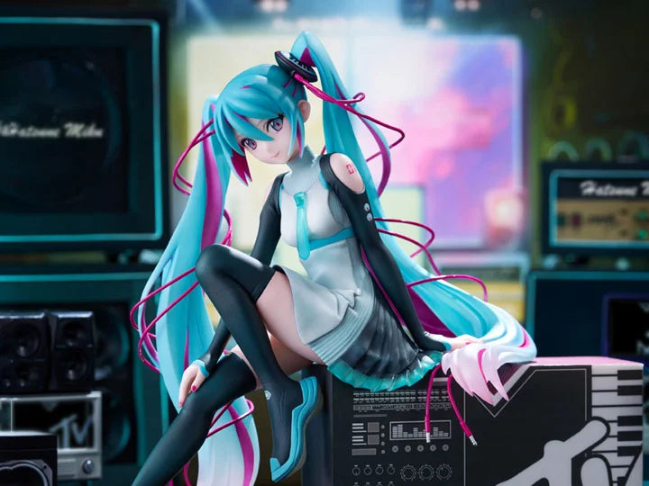 Vocaloid F:Nex Hatsune Miku x MTV 1/7 Scale Figure