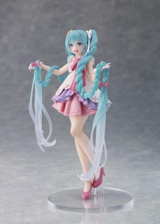 Vocaloid Hatsune Miku (Rapunzel) Wonderland Figure (Reissue)