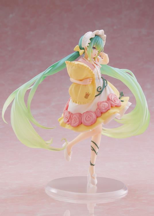 Vocaloid Hatsune Miku (Sleeping Beauty) Wonderland Figure (Reissue)