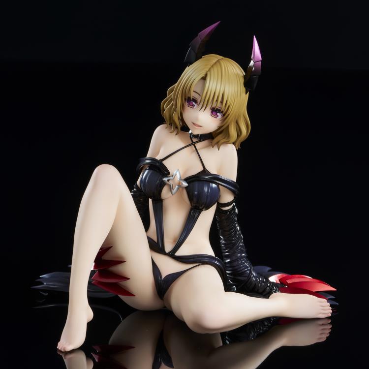 To Love-Ru Darkness Risa Momioka (Darkness Ver.) 1/6 Scale Figure