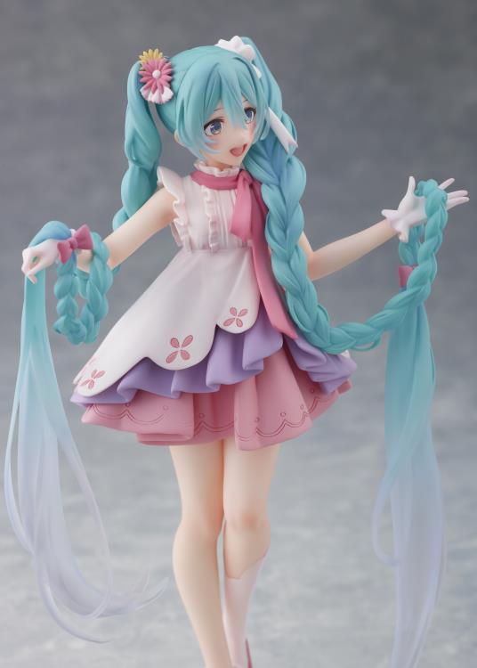 Vocaloid Hatsune Miku (Rapunzel) Wonderland Figure (Reissue)