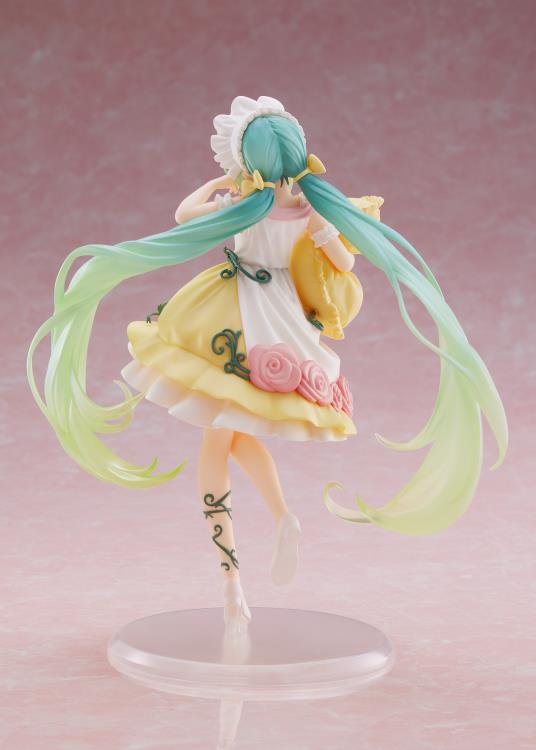 Vocaloid Hatsune Miku (Sleeping Beauty) Wonderland Figure (Reissue)