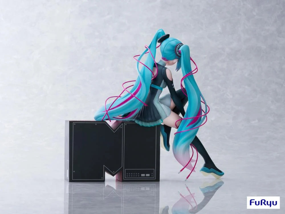 Vocaloid F:Nex Hatsune Miku x MTV 1/7 Scale Figure