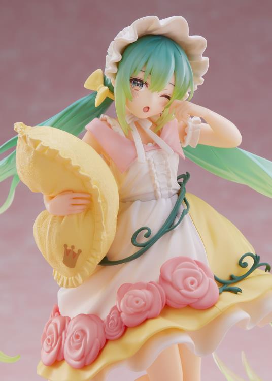 Vocaloid Hatsune Miku (Sleeping Beauty) Wonderland Figure (Reissue)