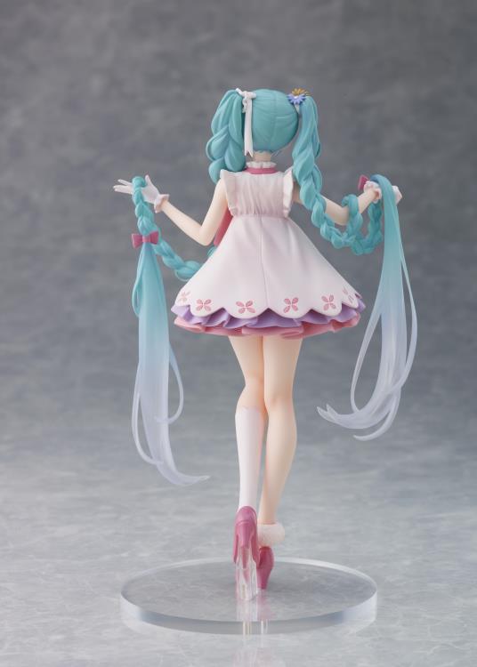 Vocaloid Hatsune Miku (Rapunzel) Wonderland Figure (Reissue)