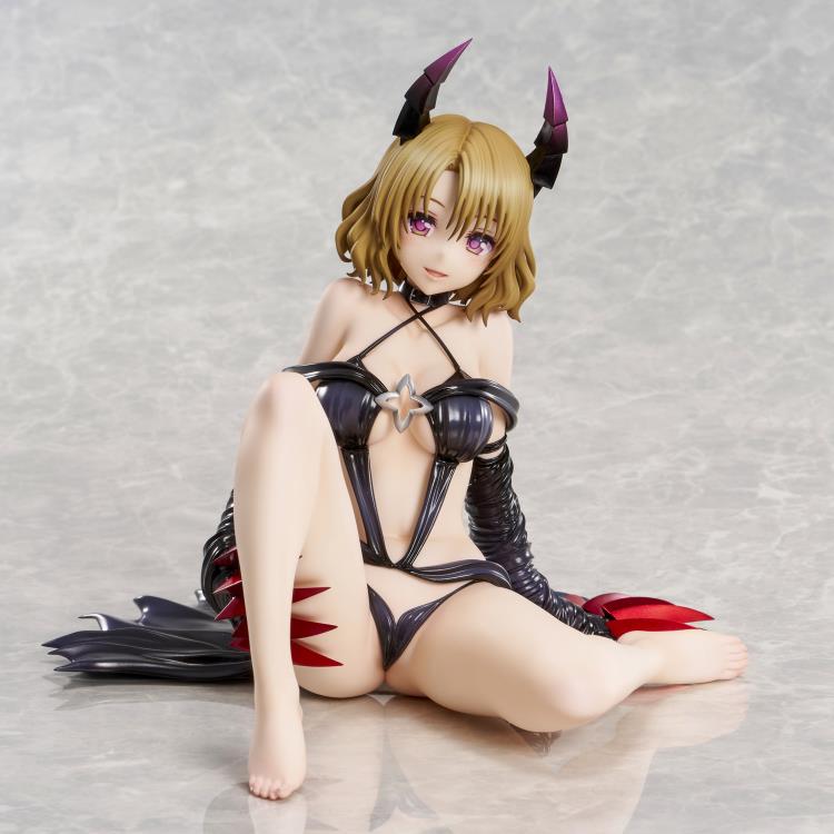 To Love-Ru Darkness Risa Momioka (Darkness Ver.) 1/6 Scale Figure