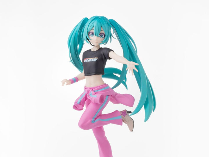 Vocaloid Desktop x Decorate Collections Hatsune Miku (Berry Costume Ver.) Figure
