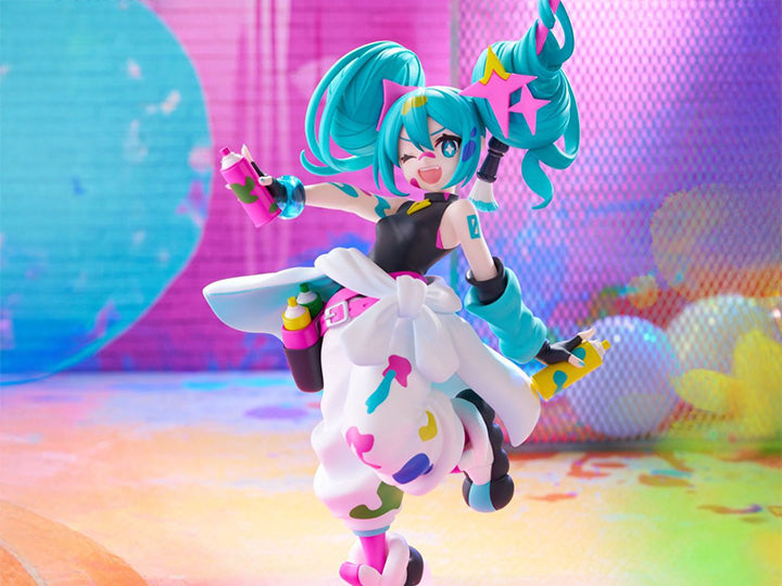 Vocaloid Trio-Try-iT Hatsune Miku (Paint Girl) Figure