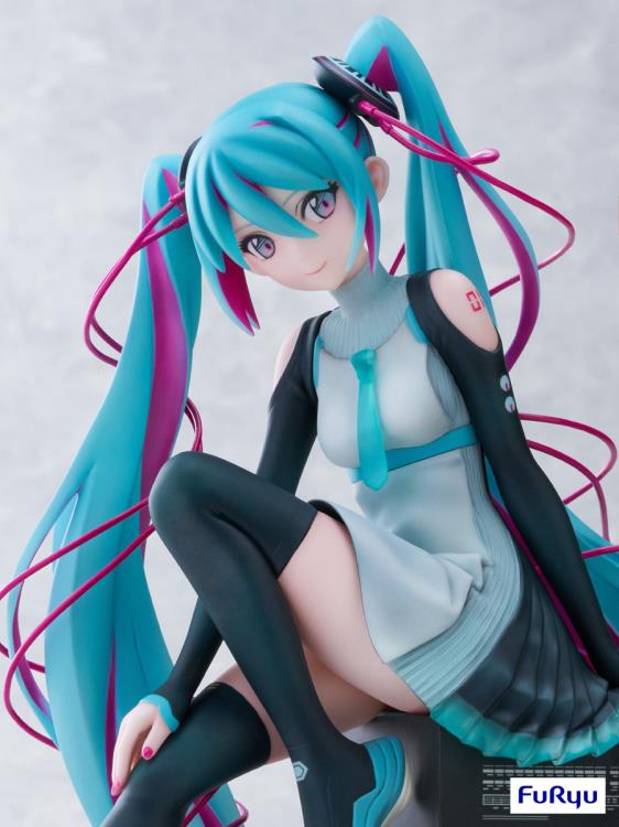 Vocaloid F:Nex Hatsune Miku x MTV 1/7 Scale Figure
