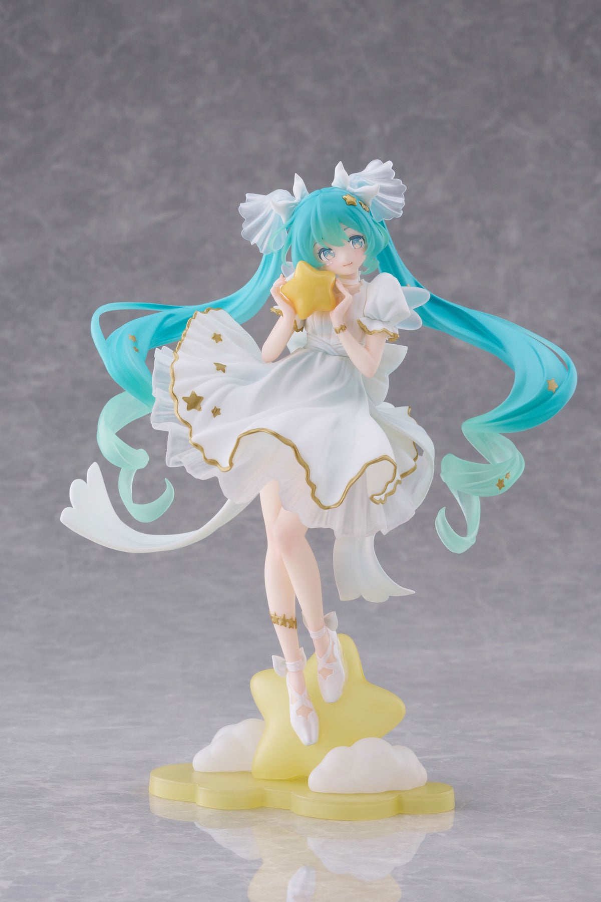 Vocaloid AMP+ Hatsune Miku Birthday 2026 (Star Dreamy Ver.) Figure
