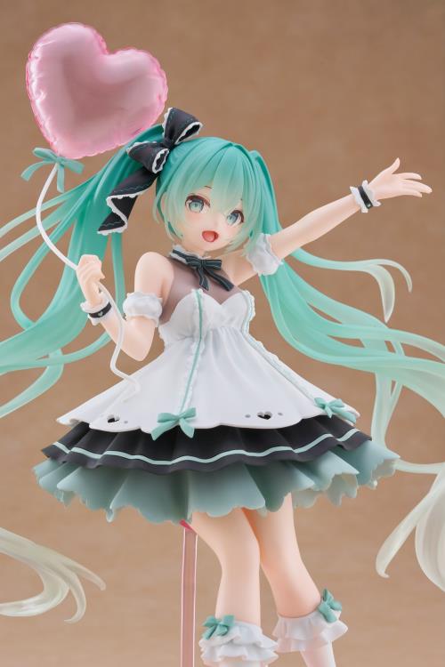 Vocaloid AMP+ Hatsune Miku (Birthday Party 2025 Ver.) Figure