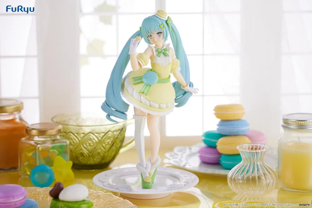 Vocaloid SweetSweets Series Hatsune Miku (Macaroon Citron Color Ver.) Exceed Creative Figure