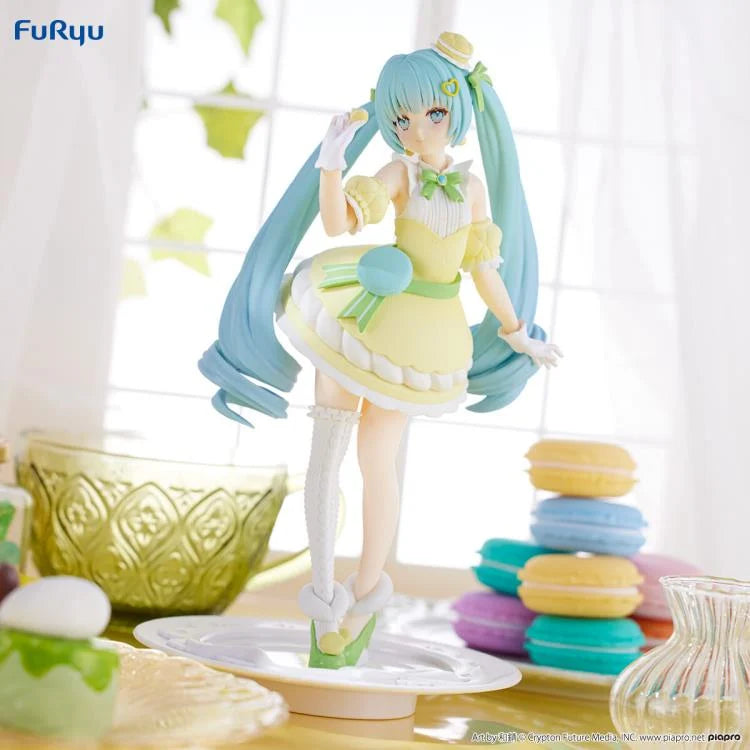 Vocaloid SweetSweets Series Hatsune Miku (Macaroon Citron Color Ver.) Exceed Creative Figure