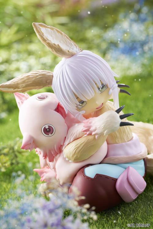 Made in Abyss: The Golden City of the Scorching Sun Desktop Cute Nanachi & Mitty Figure (Reissue)
