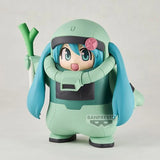 Gundam 45th Anniversary x Hatsune Miku Char's Zaku Costume (Hatsune Miku Ver.) Figure