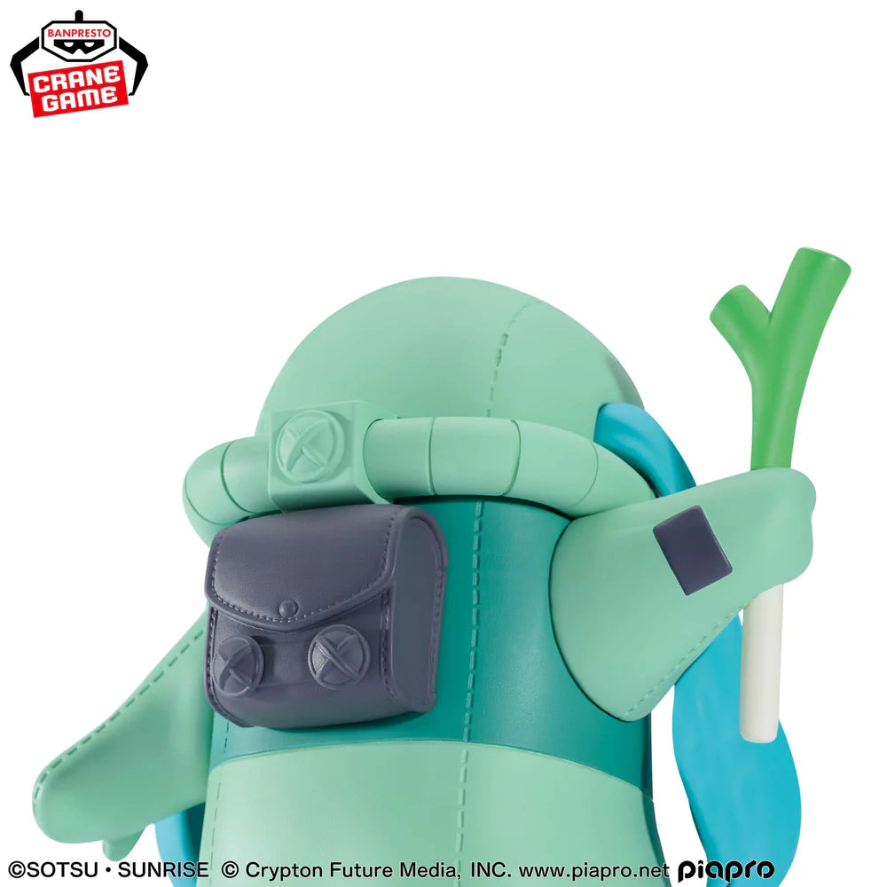 Gundam 45th Anniversary x Hatsune Miku Char's Zaku Costume (Hatsune Miku Ver.) Figure