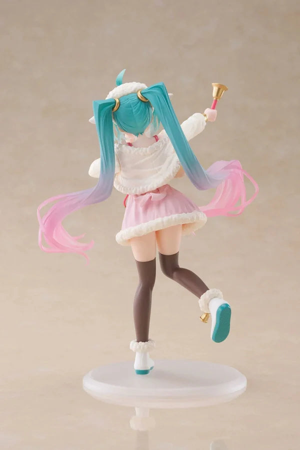 Vocaloid Hatsune Miku (Seven Little Goats) Wonderland Figure