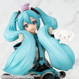 SEGA Hatsune Miku x Cinnamoroll Chokonose Mofutto Ver. Figure