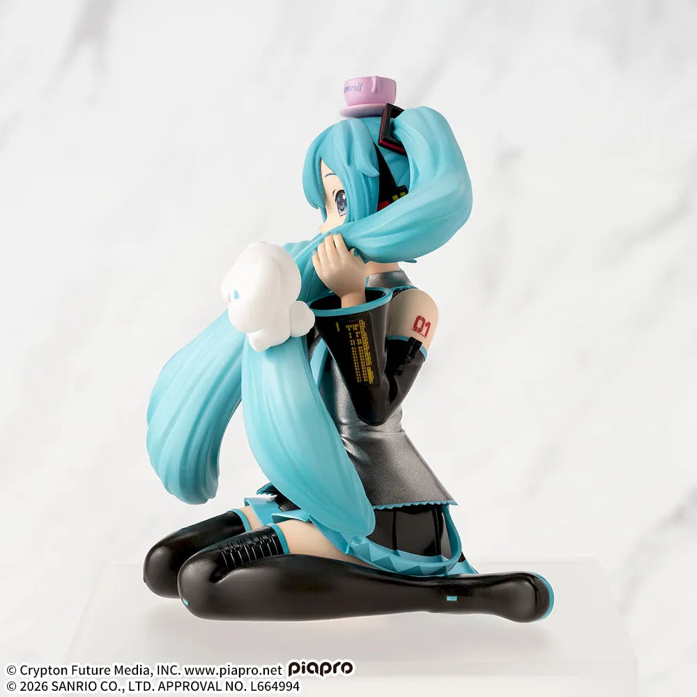 SEGA Hatsune Miku x Cinnamoroll Chokonose Mofutto Ver. Figure