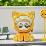 EAKI Jujutsu Kaisen Sitting Cat Party Plush Pendant Blind Box